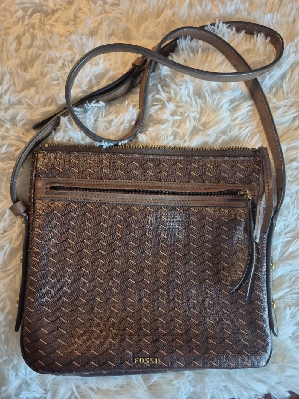 Rare Fossil Fiona Coated Canvas Crossbody Handbag Brown Long Strap 3D Weave
